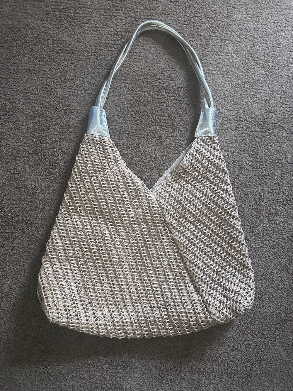 Beige Woven Shoulder Bag Metallic Gold Strap Lined Triangle Beach Purse